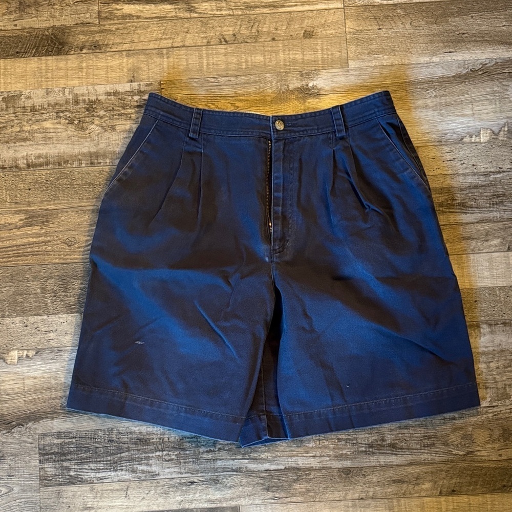 Liz Claiborne Women's High Waist Navy Shorts / DG121